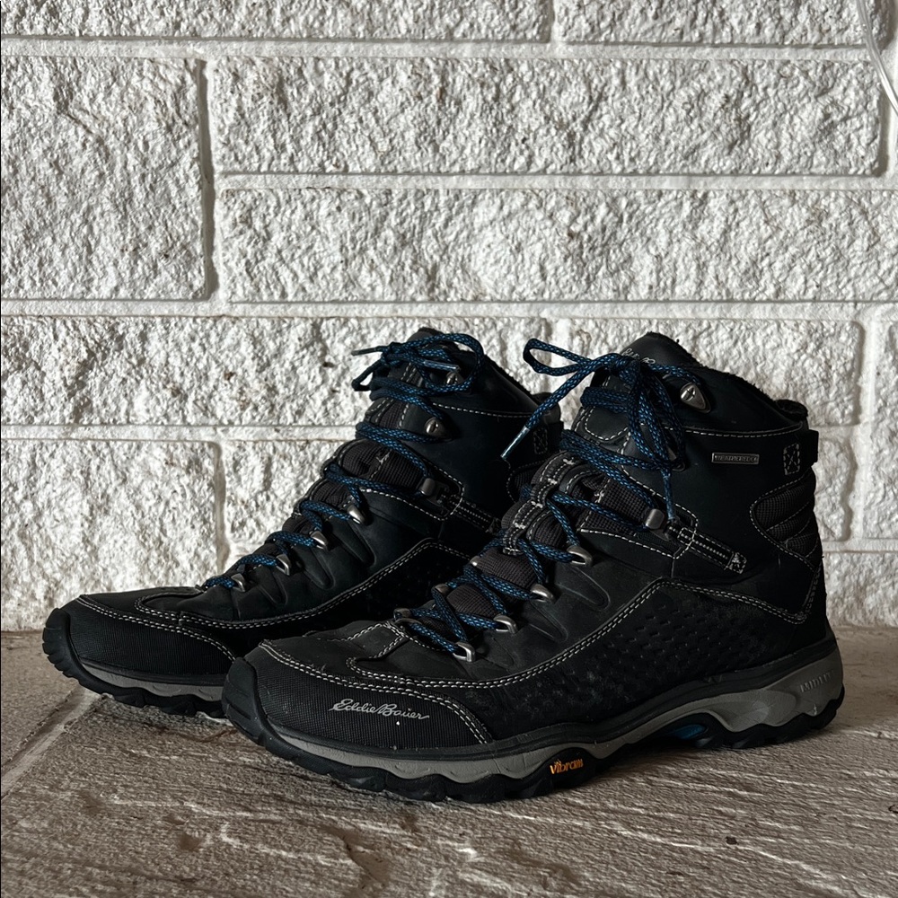 Eddie Bauer Men's Black and Blue Outdoor Winter Boots - size 11